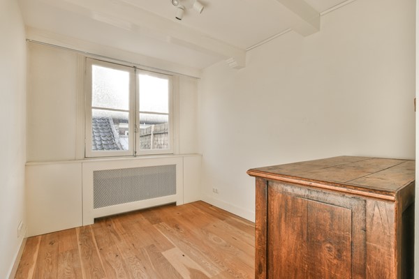 Photo - For rent: Oudezijds Achterburgwal 173E, 1012 DJ Amsterdam